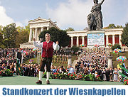 Standkonzert der Wiesn-Kapellen zu Füßen der Bavaria am Sonntag. Fotos und Videos (©Foto: Martin Schmitz)